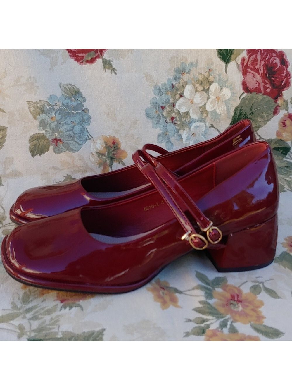 Women's Patent Burgundy Mary Jane Shoes with Block Heels size US 10 Euro 41 - Picture 7 of 17